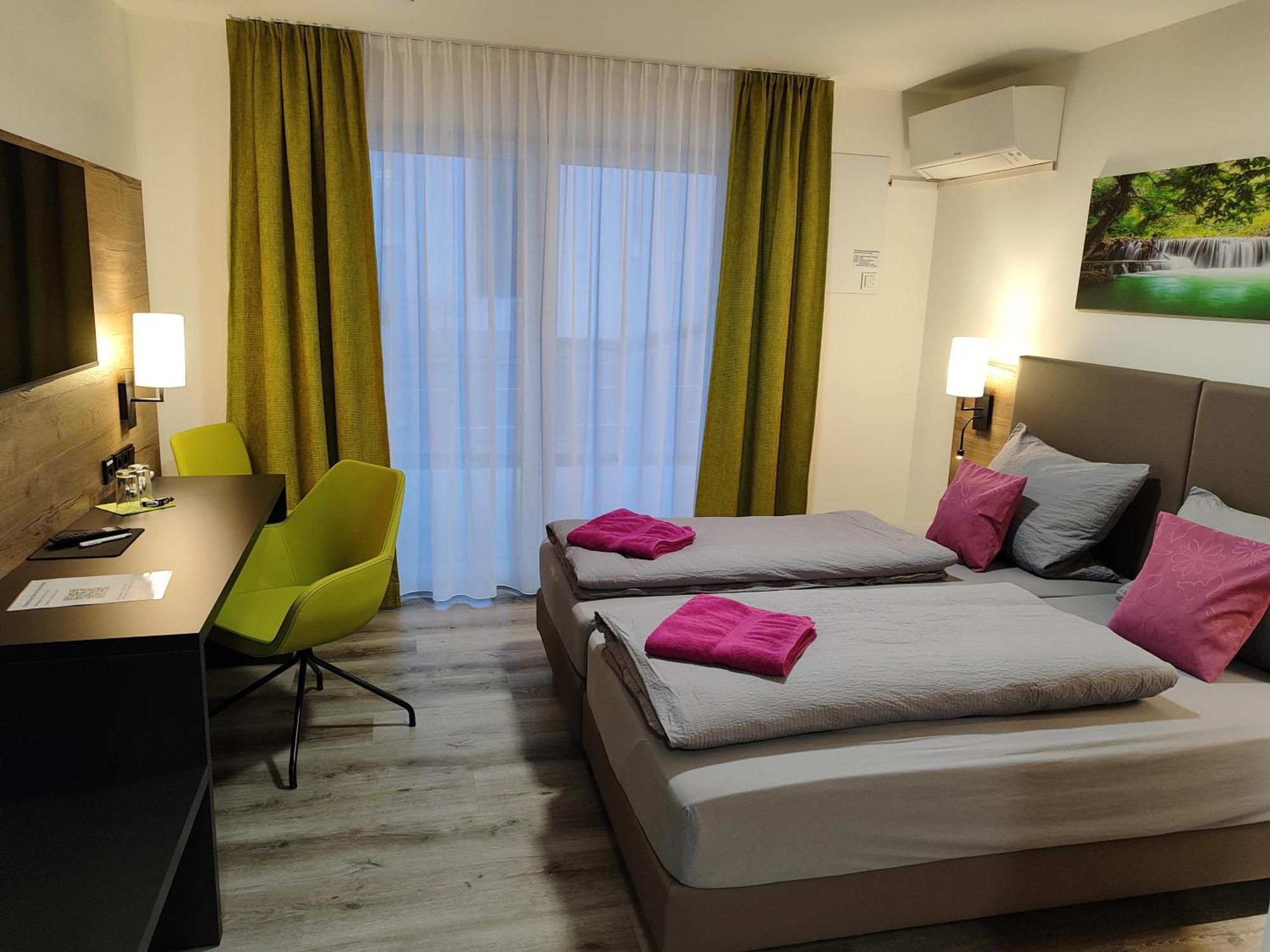 Hotel Gaestehaus Stock Zimmer Teekaennle Friedrichshafen Exterior photo