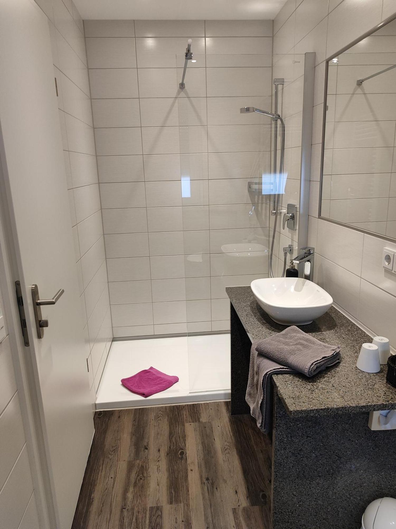 Hotel Gaestehaus Stock Zimmer Teekaennle Friedrichshafen Exterior photo